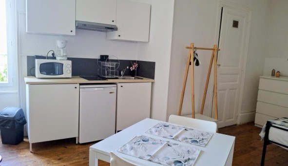 Logement étudiant Studio &agrave; Abrest (03200)