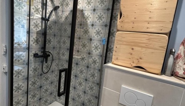 Logement étudiant Studio &agrave; Aix les Bains (73100)