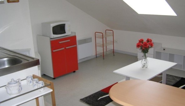 Logement étudiant Studio &agrave; Amiens (80090)