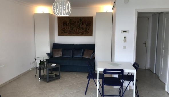 Logement étudiant Studio &agrave; Antibes (06160)
