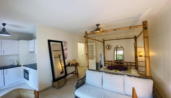 Logement étudiant Studio &agrave; Antibes (06160)