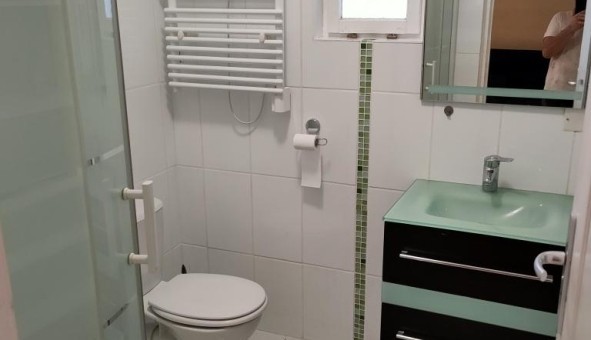 Logement étudiant Studio &agrave; Aramon (30390)
