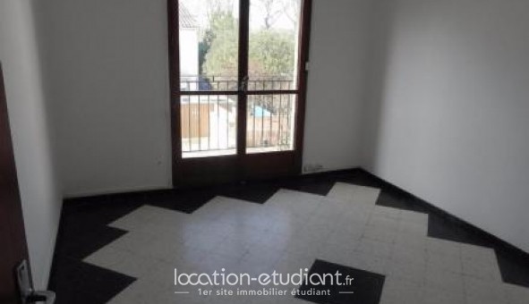 Logement étudiant Studio &agrave; Arles (13200)