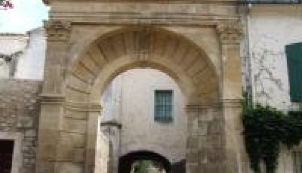 Logement étudiant Studio &agrave; Arles (13200)