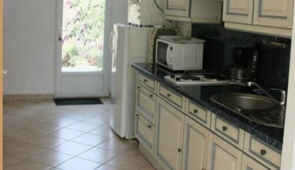 Logement étudiant Studio &agrave; Avignon (84000)