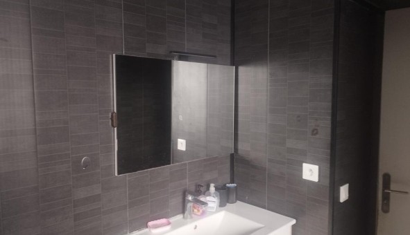 Logement étudiant Studio &agrave; Bagnolet (93170)
