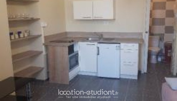 Logement étudiant Studio &agrave; Bollène (84500)