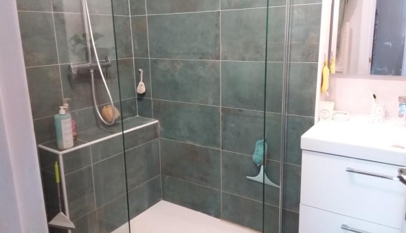 Logement étudiant Studio &agrave; Ceyreste (13600)