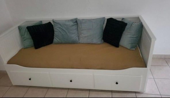 Logement étudiant Studio &agrave; Chacé (49400)