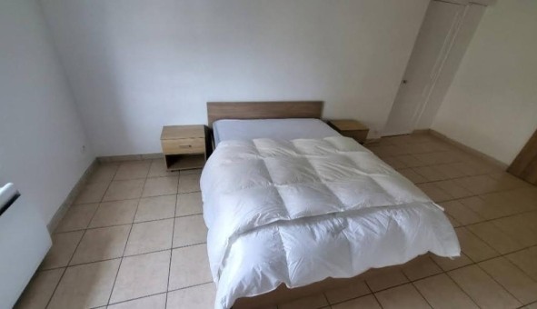 Logement étudiant Studio &agrave; Chacé (49400)