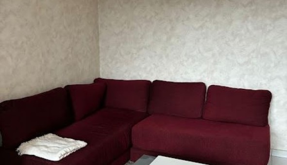 Logement étudiant Studio &agrave; Clichy (92110)