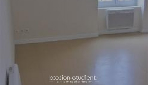 Logement étudiant Studio &agrave; Crémieu (38460)
