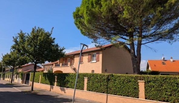 Logement étudiant Studio &agrave; Décines Charpieu (69150)