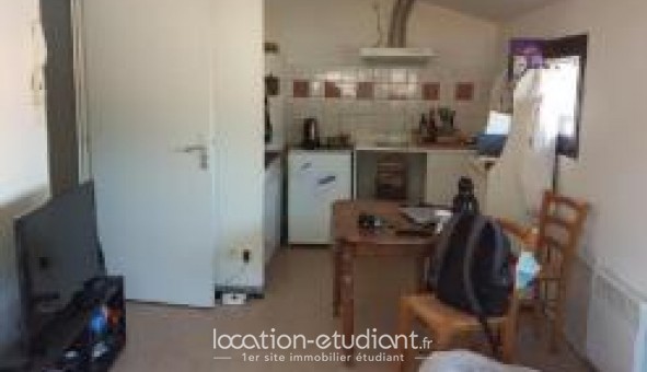 Logement étudiant Studio &agrave; Foix (09000)