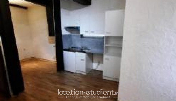 Logement étudiant Studio &agrave; Garéoult (83136)