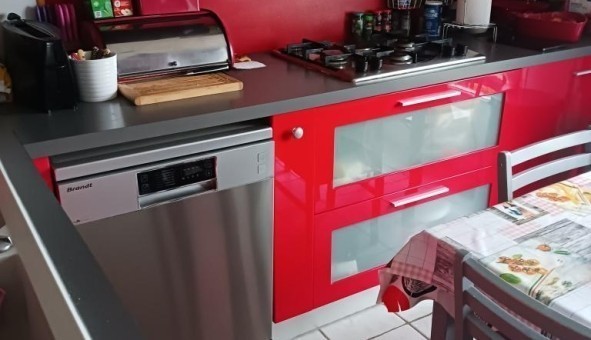 Logement étudiant Studio &agrave; La Capelle (02260)