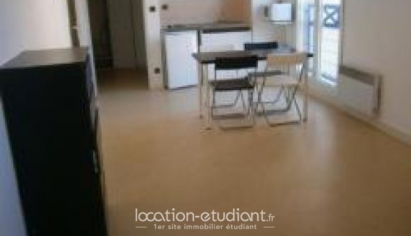 Logement étudiant Studio &agrave; Montluçon (03100)