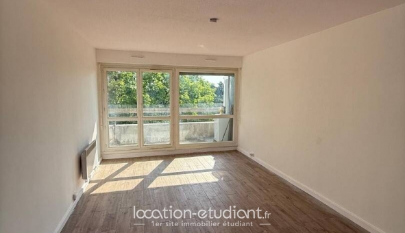 Logement étudiant Studio &agrave; Nîmes (30000)