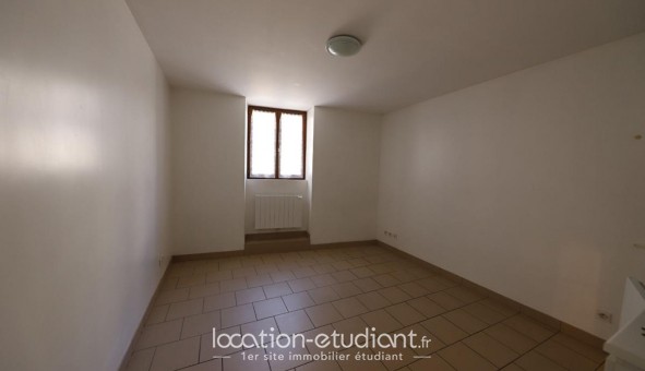 Logement étudiant Studio &agrave; Nogent sur Vernisson (45290)