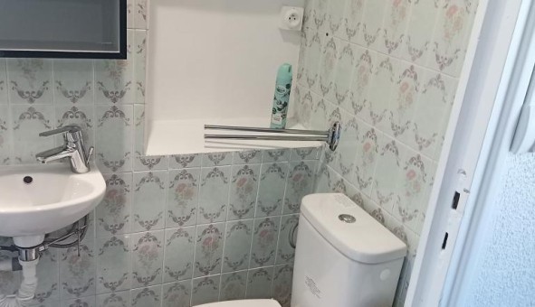 Logement étudiant Studio &agrave; Pau (64000)