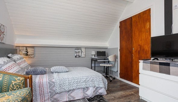 Logement étudiant Studio &agrave; Pau (64000)