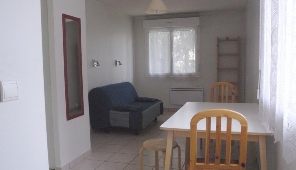 Logement étudiant Studio &agrave; Pau (64000)