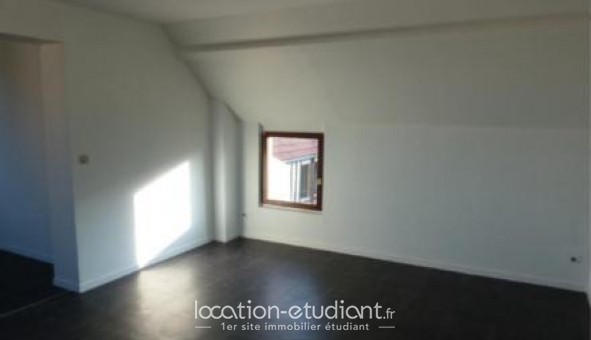 Logement étudiant Studio &agrave; Pont de l'Arche (27340)