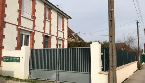 Logement étudiant Studio &agrave; Troyes (10000)