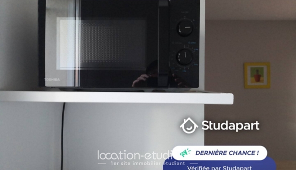 Logement étudiant Location Studio Meubl&eacute; Uchaud (30620)