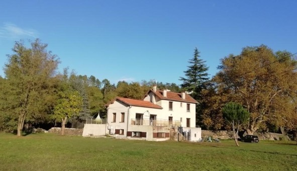 Logement étudiant T1 &agrave; Ailhon (07200)