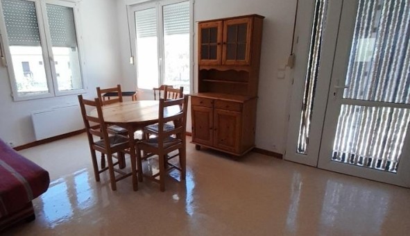 Logement étudiant T2 &agrave; Allenc (48190)