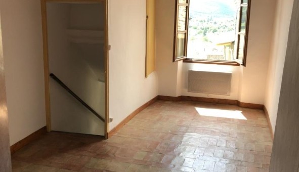 Logement étudiant T2 &agrave; Aubignosc (04200)
