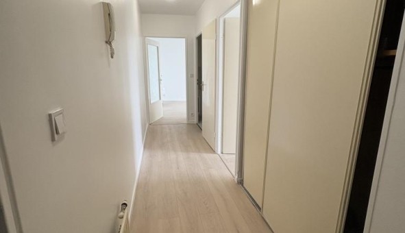 Logement étudiant T2 &agrave; Bondy (93140)