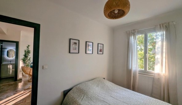 Logement étudiant T2 &agrave; Châteaudouble (83300)