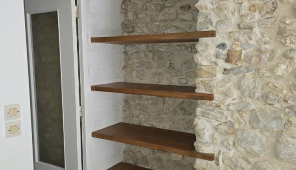 Logement étudiant T2 &agrave; Darvault (77140)