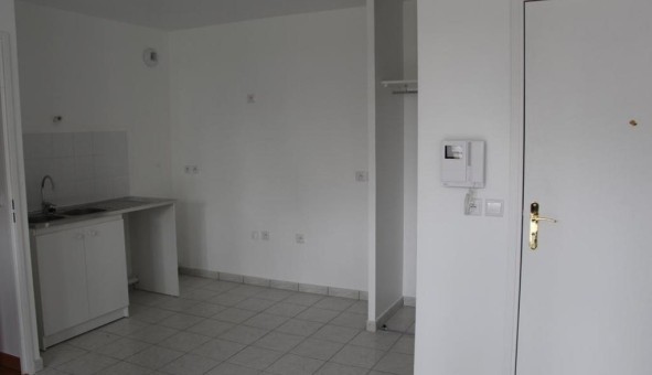 Logement étudiant T2 &agrave; Nandy (77176)