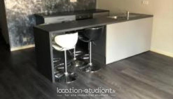 Logement étudiant Location T2 Vide Tullins (38210)