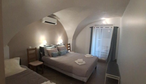 Logement étudiant T3 &agrave; Ailhon (07200)
