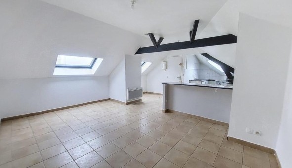 Logement étudiant T3 &agrave; Barbey (77130)