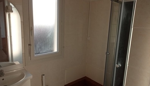 Logement étudiant T3 &agrave; Chancenay (52100)