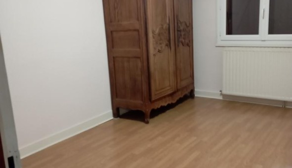 Logement étudiant T3 &agrave; Chandai (61300)
