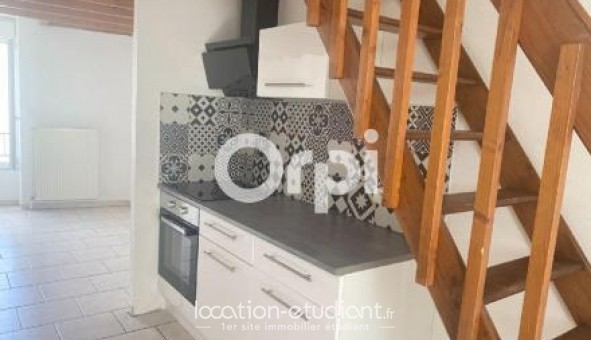 Logement étudiant T3 &agrave; Chaumont (52000)
