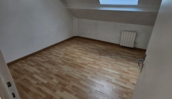 Logement étudiant T3 &agrave; Elbeuf (76500)