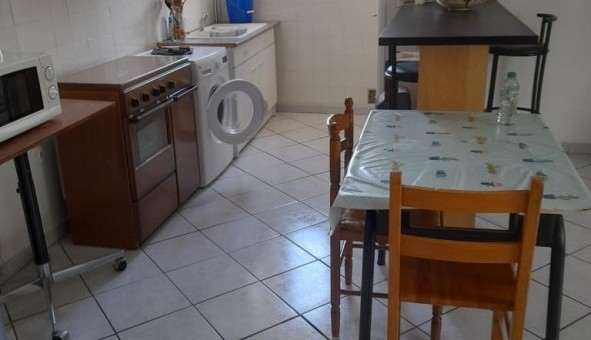 Logement étudiant T3 &agrave; Sedan (08200)