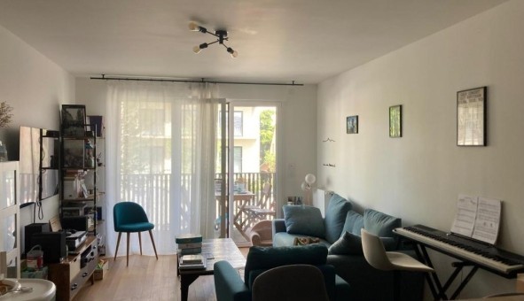 Logement étudiant T3 &agrave; Vanves (92170)