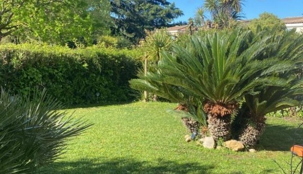 Logement étudiant T4 &agrave; Antibes (06160)