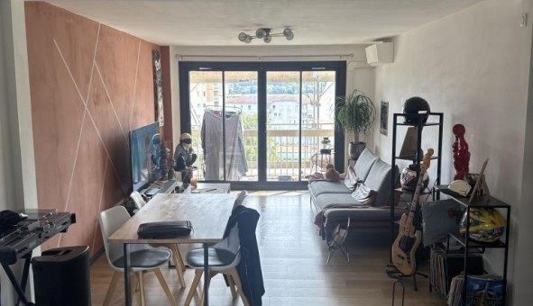 Logement étudiant T4 &agrave; Engins (38360)