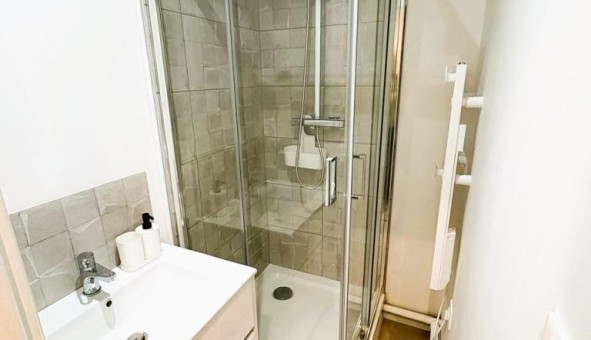 Logement étudiant T4 &agrave; Rouen (76100)