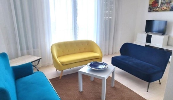 Logement étudiant T4 &agrave; Tours (37000)