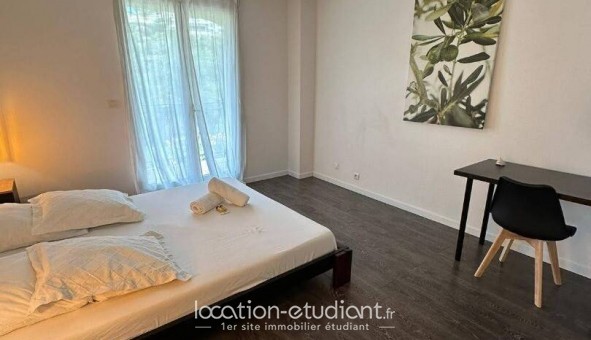 Logement étudiant T5 &agrave; Antibes (06160)
